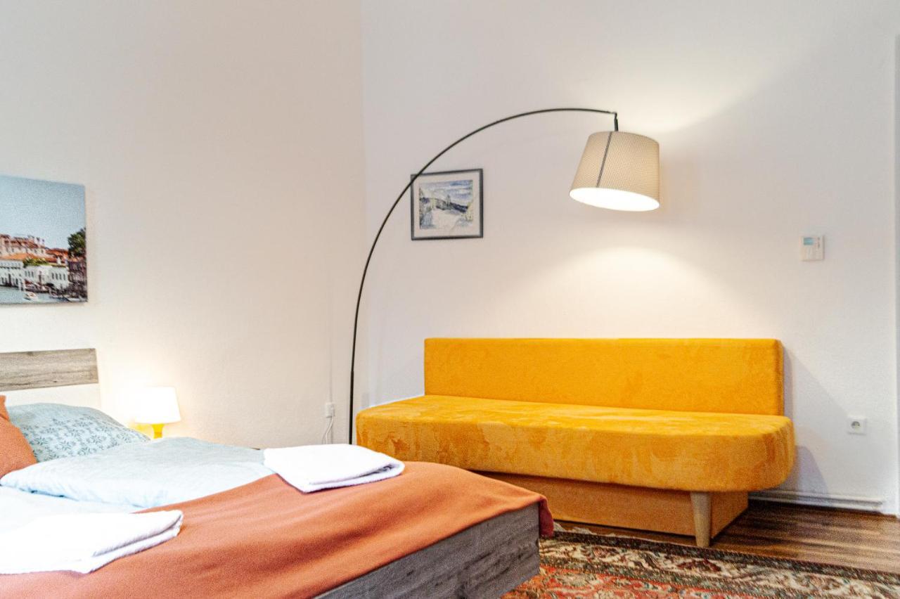 Comfy 2Br- Apartment Near Wiener Stadthalle エクステリア 写真